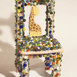 Giraffe chair with marbles - Marta Soriano | EcoArt