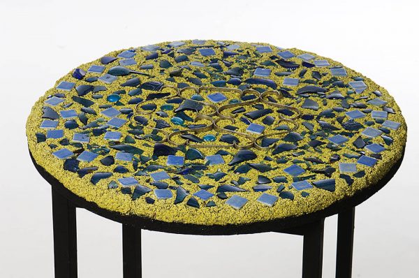 Mesa amarilla mosaicos - Marta Soriano | EcoArt